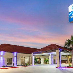 Best Western Near Lackland Afb Seaworld